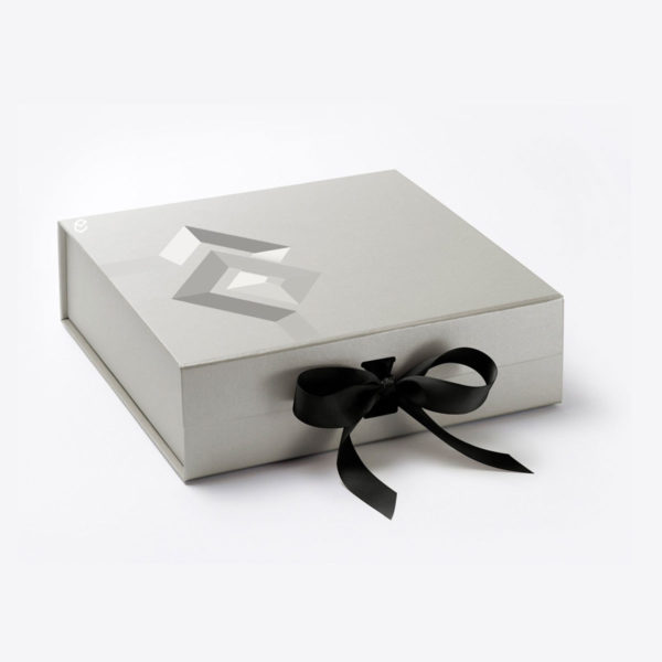 silver collapsible boxes with ribbon